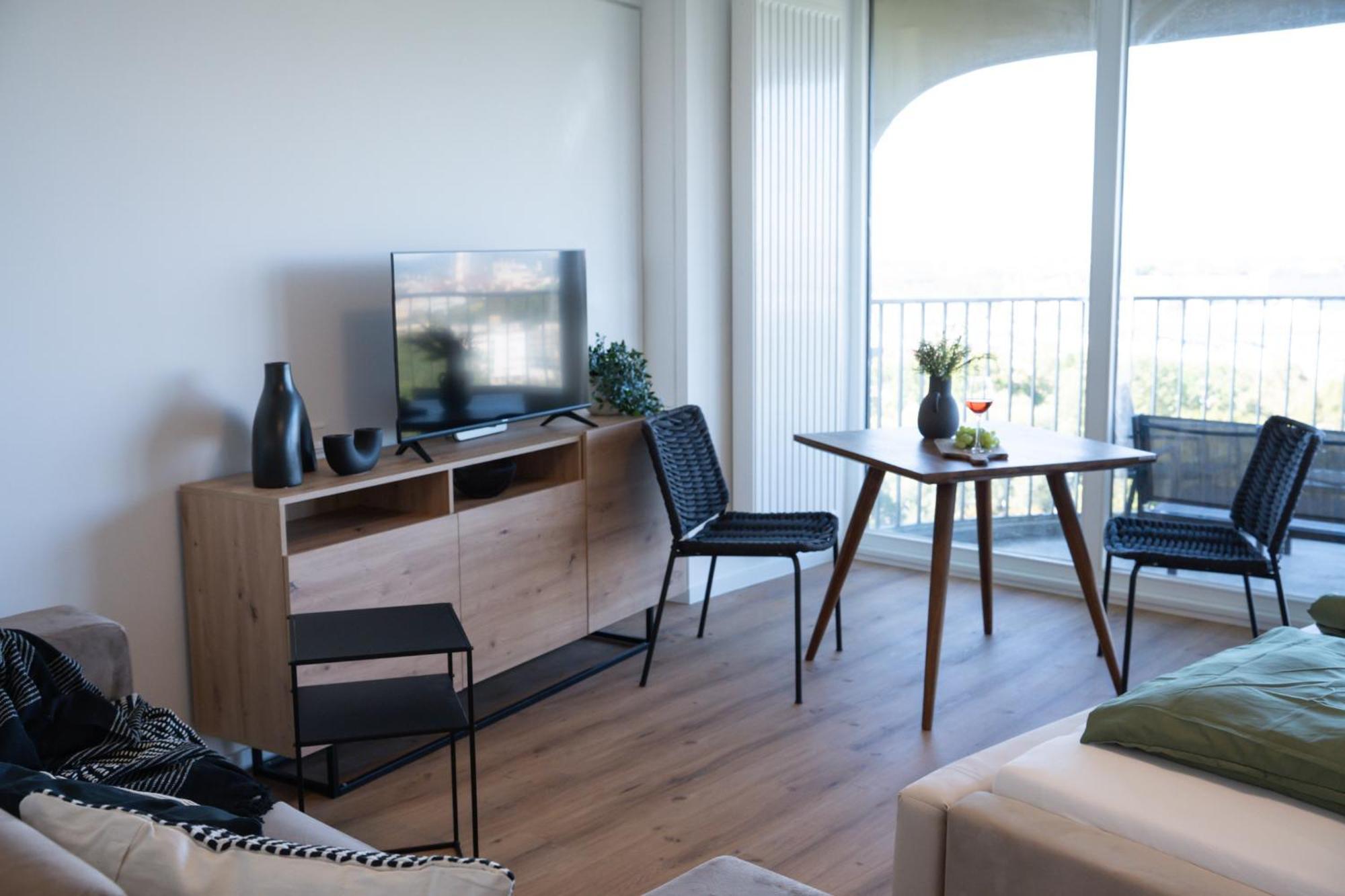 Helles Apartment mit tollem Blick über Augsburg Exterior foto